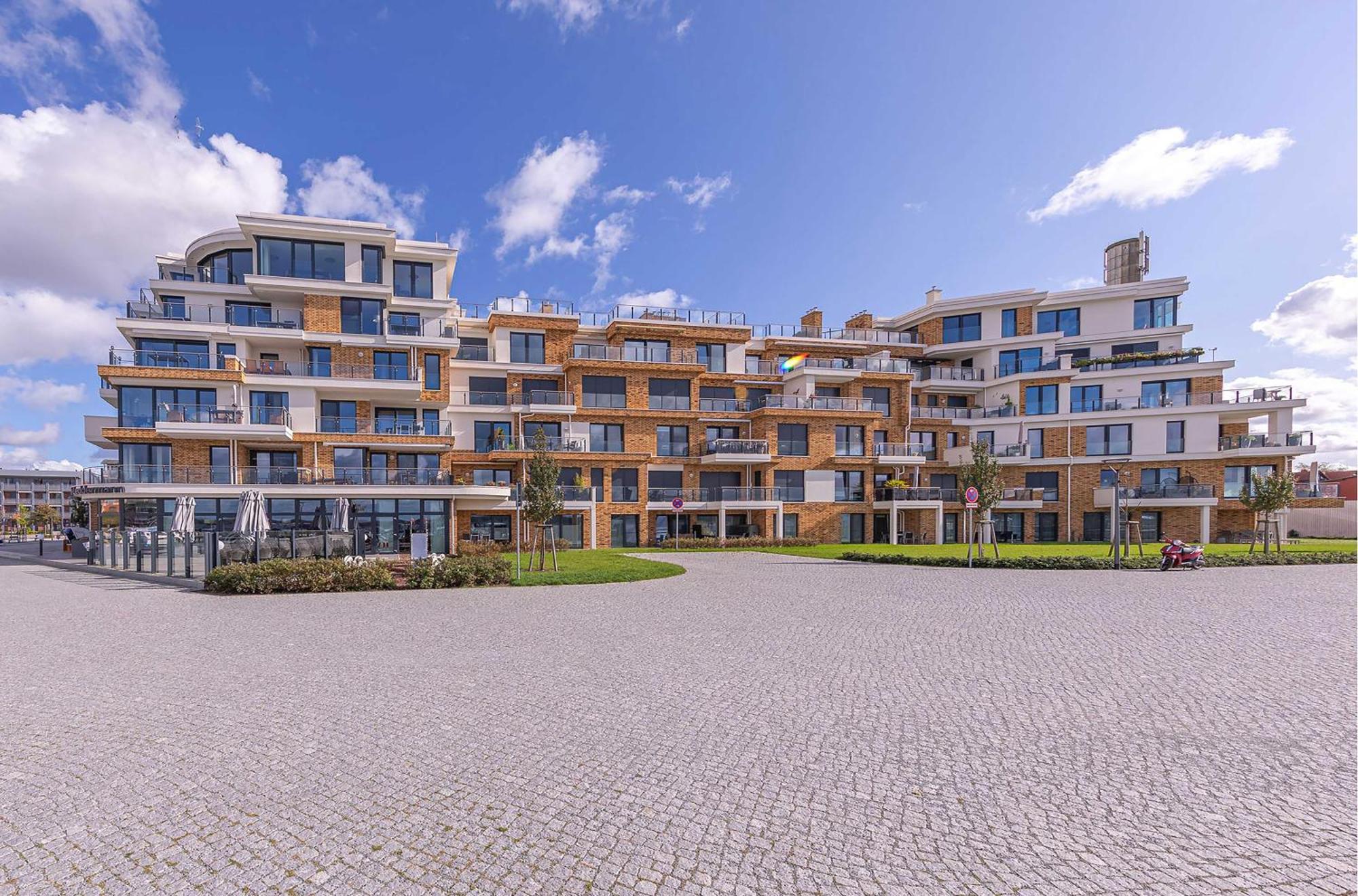 Atlantica - Apartment In Der Hafenresidenz Mit Wellness & Mueritzblick Waren  Eksteriør billede